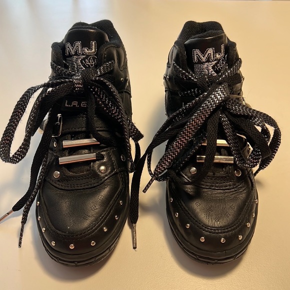 Vintage Michael Jackson Shoes by LA Gear (personal collection) - Picture 2 of 8